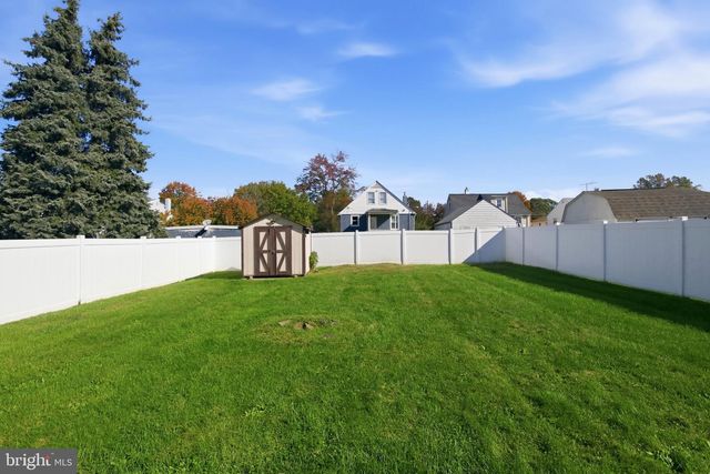 331 CEDAR ST, Warminster, PA 18974