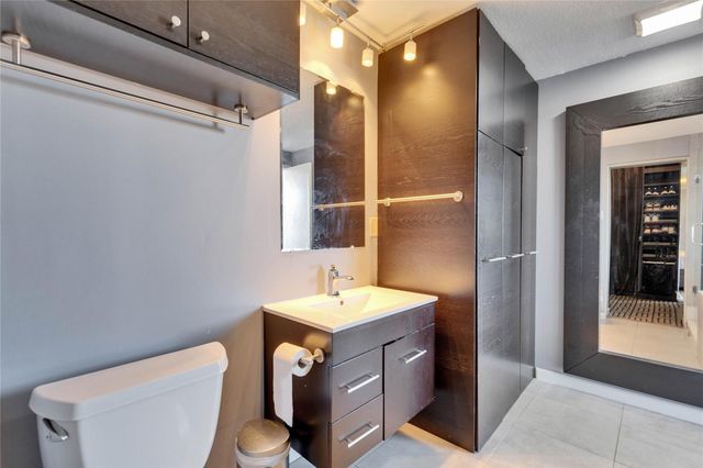 1801 Lavaca ST 5D, Austin, TX 78701