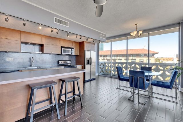 1801 Lavaca ST 5D, Austin, TX 78701