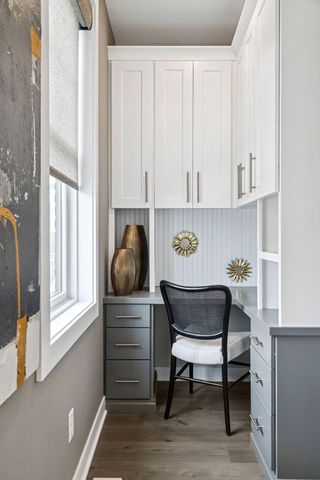 850 Mount Curve Boulevard L, Saint Paul, MN 55116