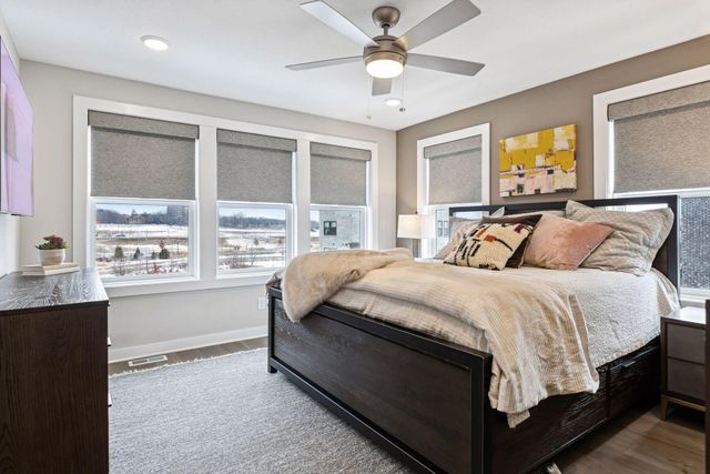 850 Mount Curve Boulevard L, Saint Paul, MN 55116