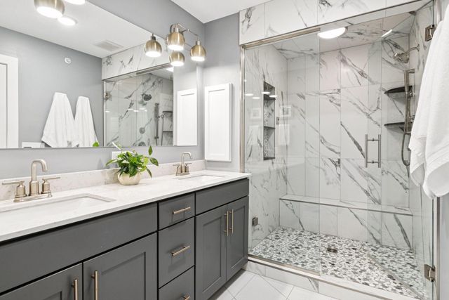 850 Mount Curve Boulevard L, Saint Paul, MN 55116