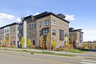 850 Mount Curve Boulevard L, Saint Paul, MN 55116