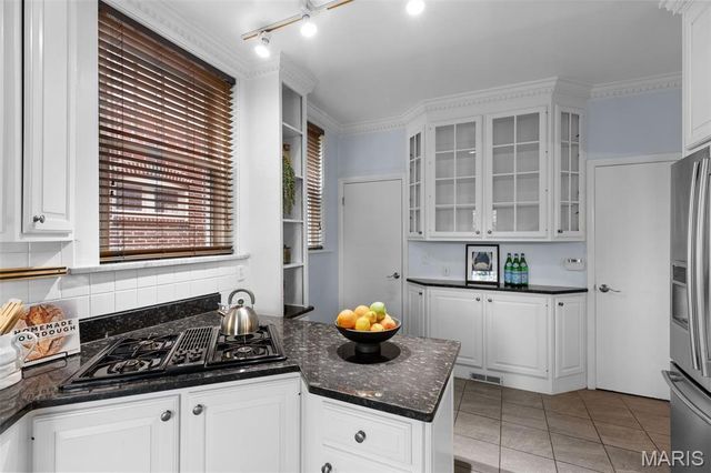 6920 Pershing Avenue, University City, MO 63130