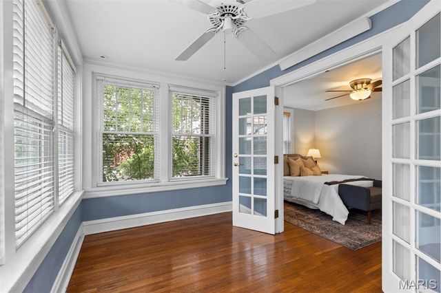 6920 Pershing Avenue, University City, MO 63130