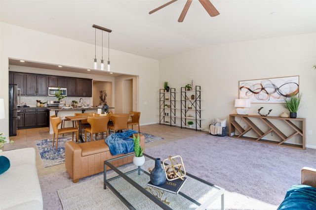 3832 Lookout Dr, Modesto, CA 95355