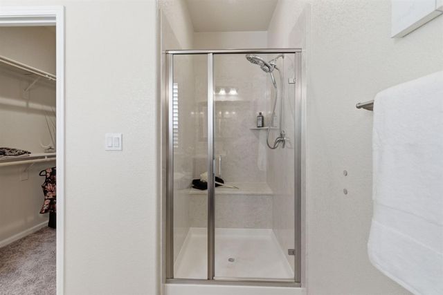 3832 Lookout Dr, Modesto, CA 95355