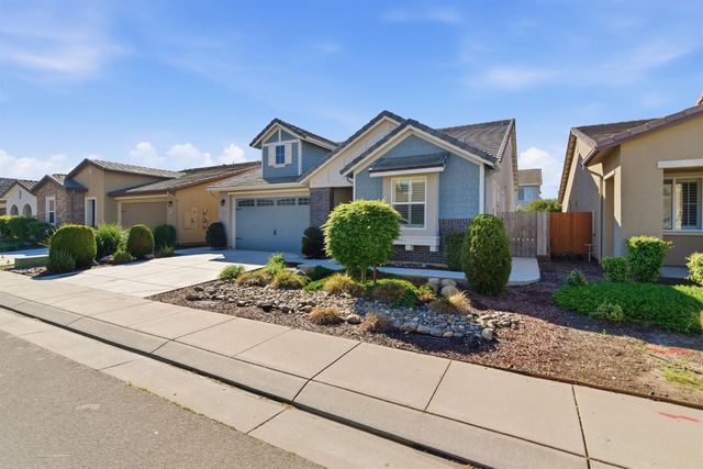 3832 Lookout Dr, Modesto, CA 95355