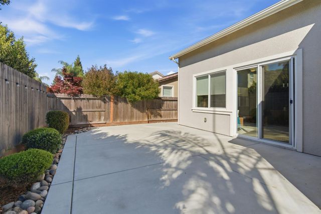 3832 Lookout Dr, Modesto, CA 95355