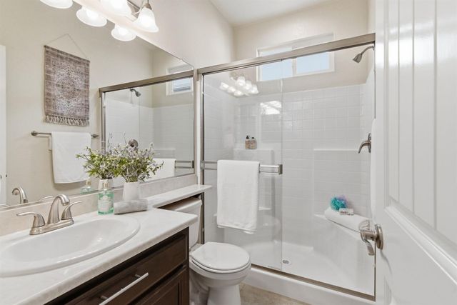 3832 Lookout Dr, Modesto, CA 95355