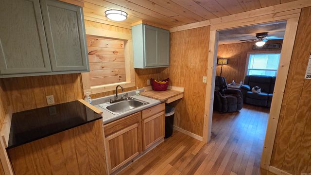 1745 Sandiff, Shirley, AR 72153