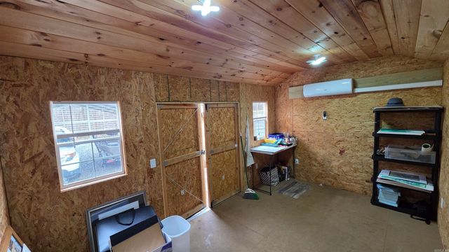 1745 Sandiff, Shirley, AR 72153