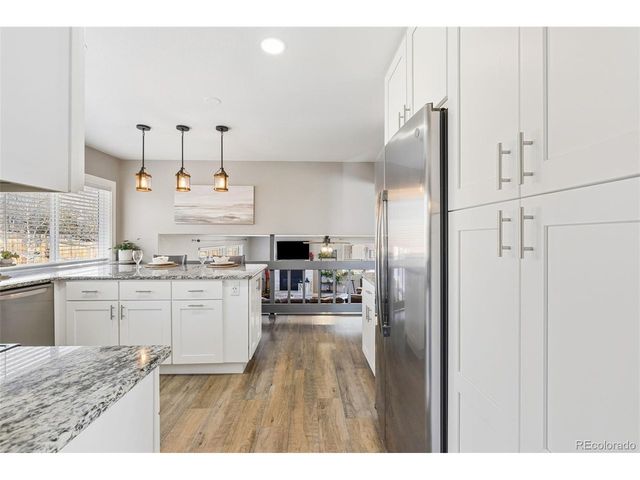 3160 Westcliff Dr E, Colorado Springs, CO 80906