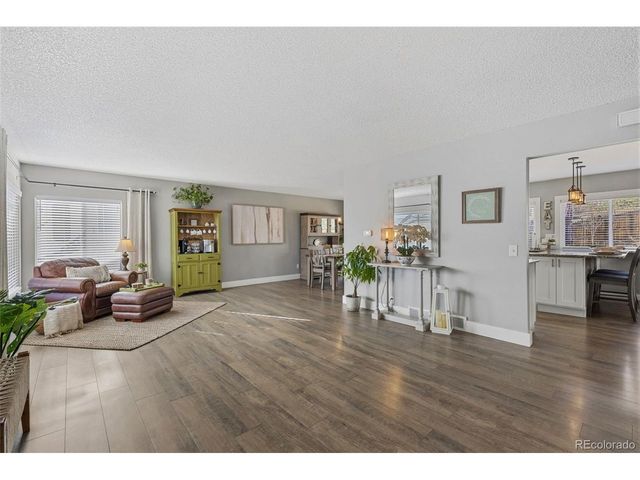 3160 Westcliff Dr E, Colorado Springs, CO 80906