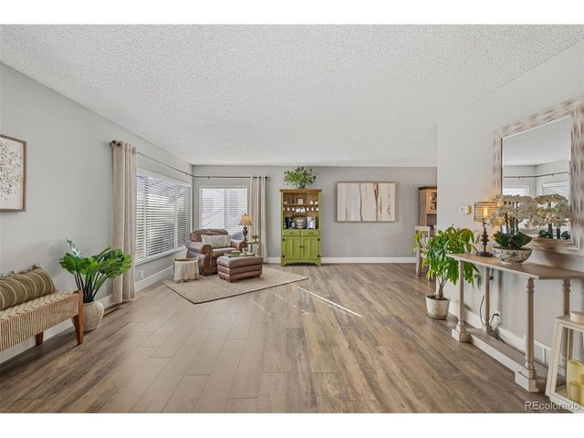 3160 Westcliff Dr E, Colorado Springs, CO 80906