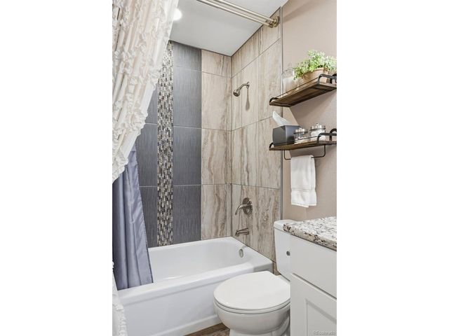 3160 Westcliff Dr E, Colorado Springs, CO 80906