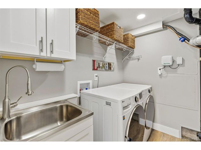 3160 Westcliff Dr E, Colorado Springs, CO 80906