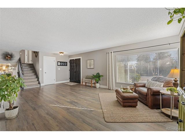 3160 Westcliff Dr E, Colorado Springs, CO 80906