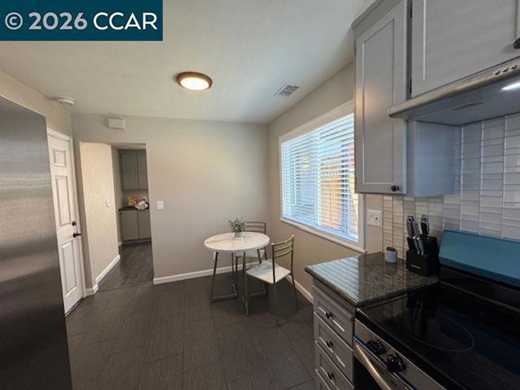 Image 13 of property listing at 37 Virgil Ct, Bay Point, CA 94565