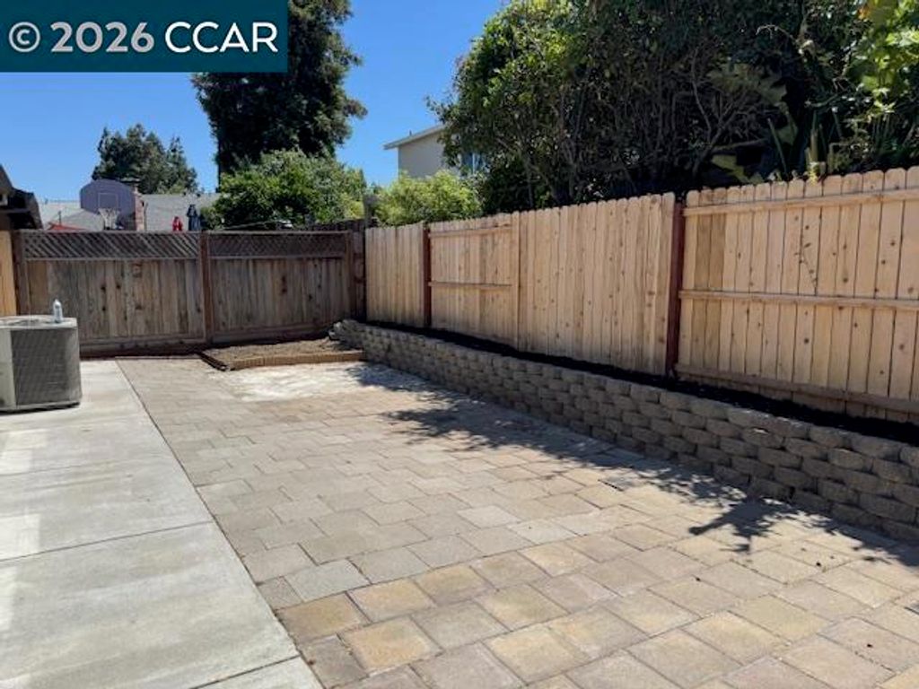 Image 24 of property listing at 37 Virgil Ct, Bay Point, CA 94565