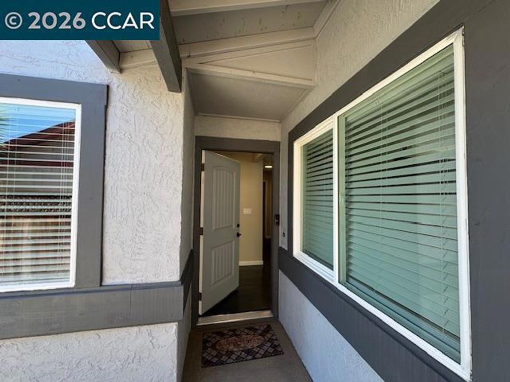 Image 5 of property listing at 37 Virgil Ct, Bay Point, CA 94565