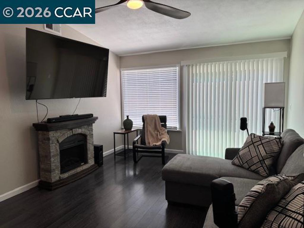 Image 9 of property listing at 37 Virgil Ct, Bay Point, CA 94565