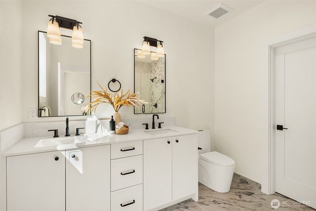 319 18th Avenue, Kirkland, WA 98033