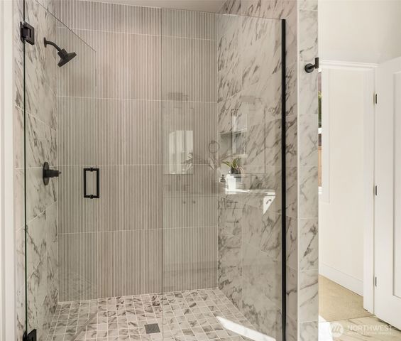 319 18th Avenue, Kirkland, WA 98033