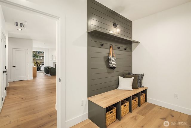 319 18th Avenue, Kirkland, WA 98033