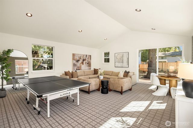 319 18th Avenue, Kirkland, WA 98033