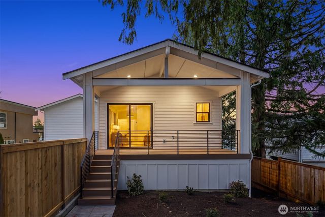 319 18th Avenue, Kirkland, WA 98033