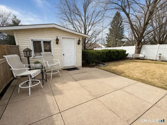 3 Seventh Street, Newington, CT 06111