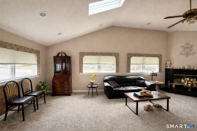 3 Seventh Street, Newington, CT 06111