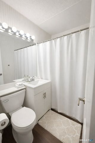 3 Seventh Street, Newington, CT 06111