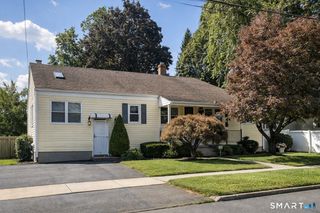 3 Seventh Street, Newington, CT 06111
