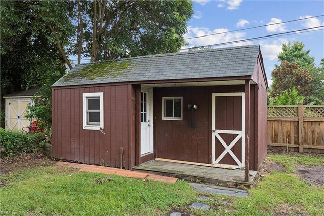 205 River RD, Newport News, VA 23601