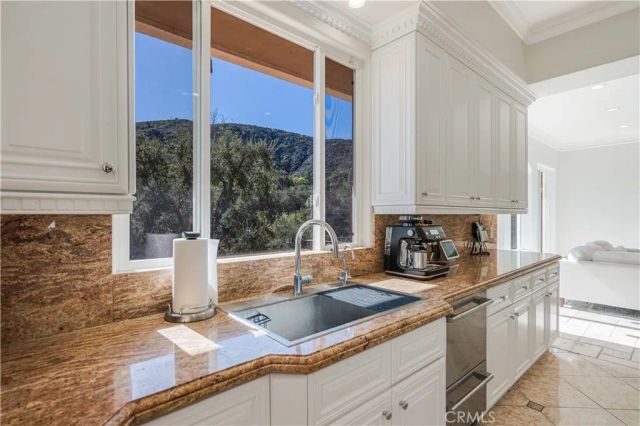 11 Baymare, Bell Canyon, CA 91307