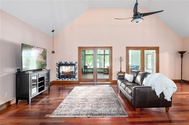 5286 Bennetts Pasture RD, Suffolk, VA 23435