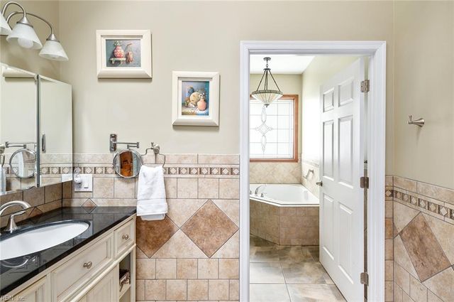 5286 Bennetts Pasture RD, Suffolk, VA 23435