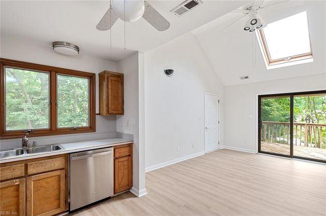 5286 Bennetts Pasture RD, Suffolk, VA 23435