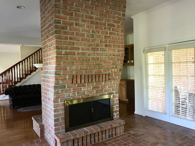 156 UVILLA ESTATES DR, Shenandoah Junction, WV 25442