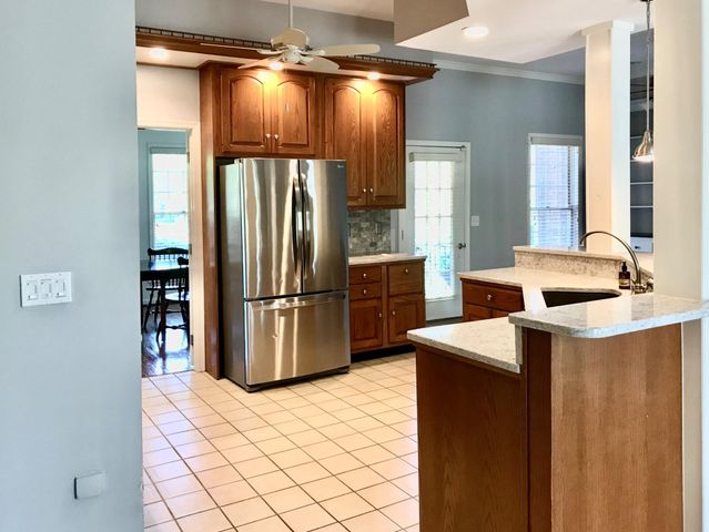 156 UVILLA ESTATES DR, Shenandoah Junction, WV 25442