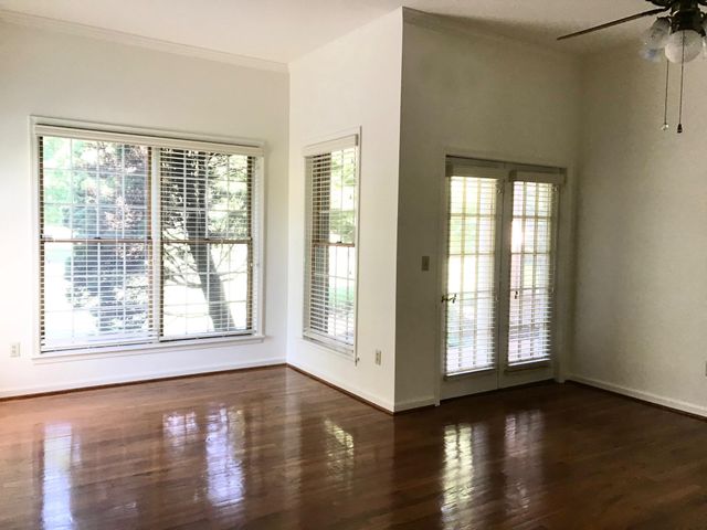 156 UVILLA ESTATES DR, Shenandoah Junction, WV 25442