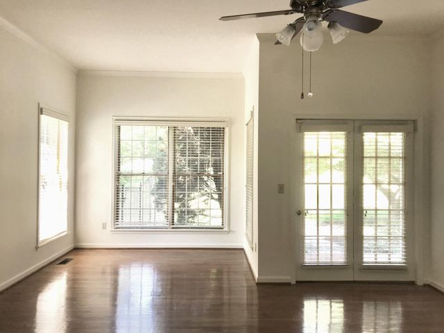 156 UVILLA ESTATES DR, Shenandoah Junction, WV 25442