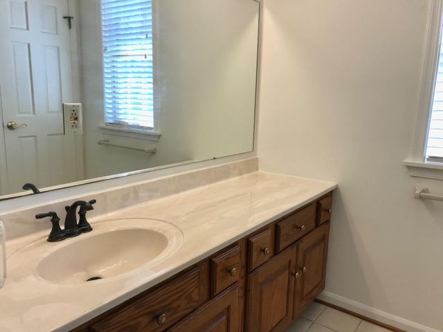 156 UVILLA ESTATES DR, Shenandoah Junction, WV 25442