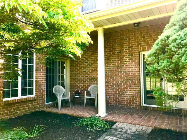 156 UVILLA ESTATES DR, Shenandoah Junction, WV 25442