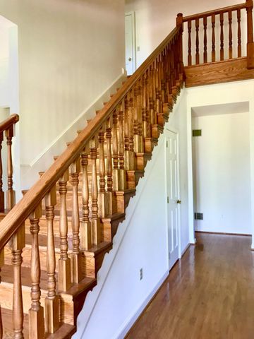 156 UVILLA ESTATES DR, Shenandoah Junction, WV 25442