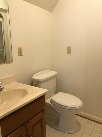 156 UVILLA ESTATES DR, Shenandoah Junction, WV 25442
