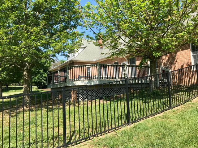 156 UVILLA ESTATES DR, Shenandoah Junction, WV 25442