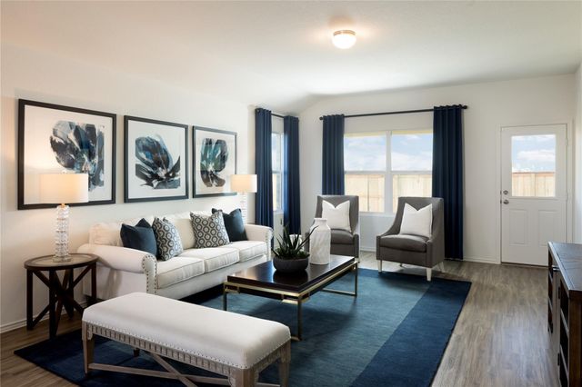 205 PARSONS, Kyle, TX 78640